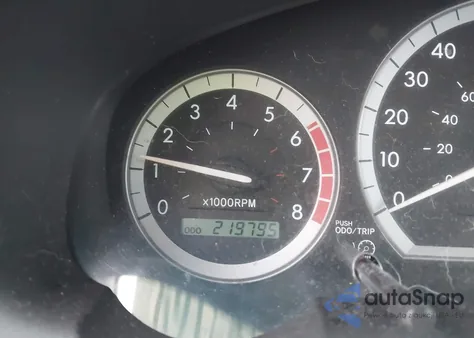 2004 Toyota Sienna Le z USA, uszkodzony, nr VIN 5TDZA23C44S108484